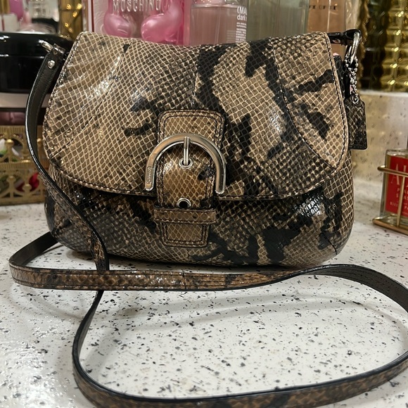 Coach Soho flap Phython crossbody - Picture 1 of 7